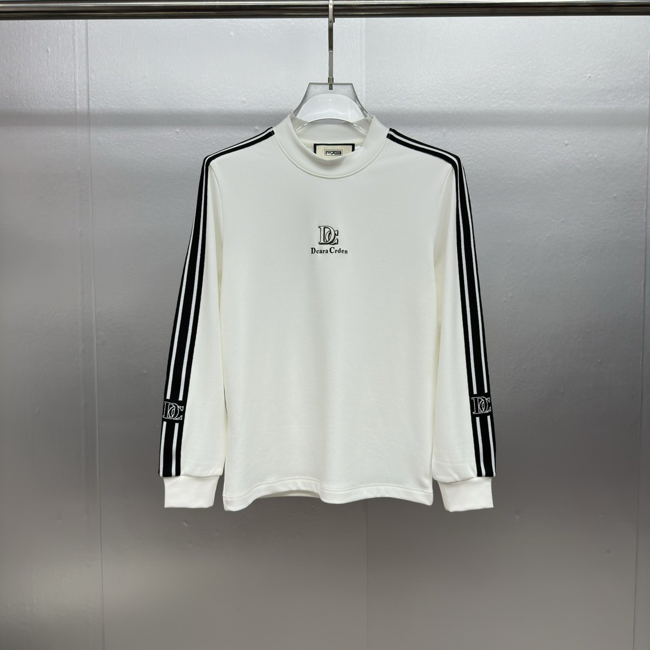 男士打底衫2026春秋新款个性潮牌字母徽章半高领修身弹力长袖T恤