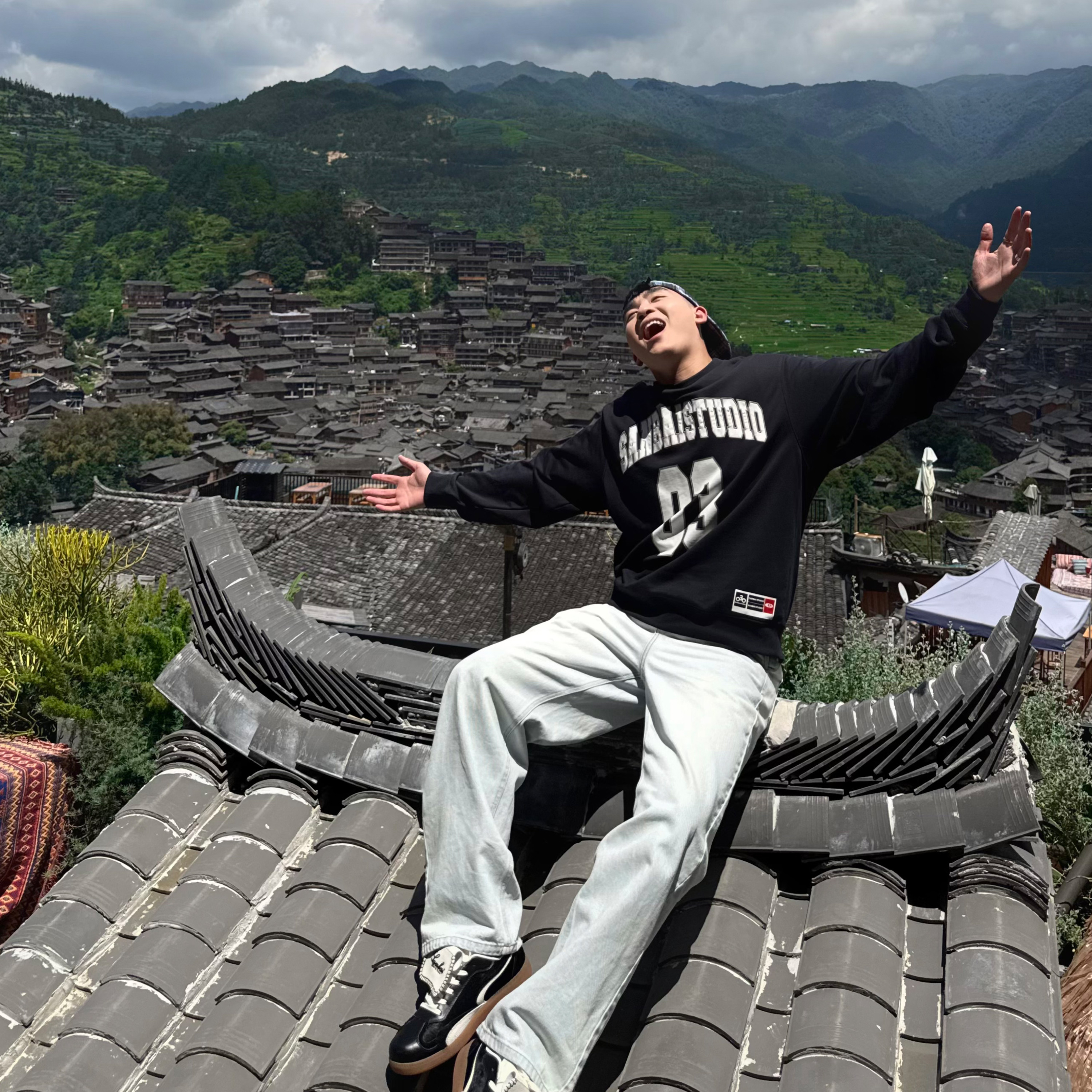 SANBAI叁佰浅蓝色直筒牛仔长裤