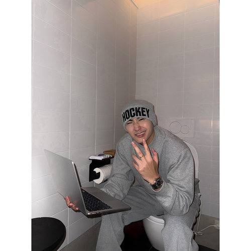 SANBAI叁佰花灰色垫肩套头卫衣