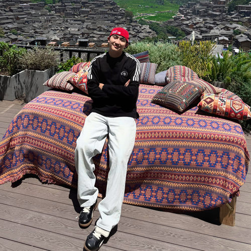 SANBAI叁佰足球服徽章卫衣