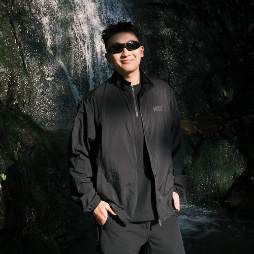 SANBAI叁佰黑色无帽防晒服