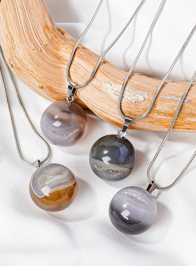 天然水晶玛瑙晶洞开口笑吊坠水晶聚宝盆圆珠吊坠水晶饰品项链挂件