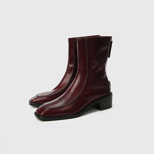 戎美 优雅飒爽 JIN口小牛皮可暴走又时髦的拉链靴子