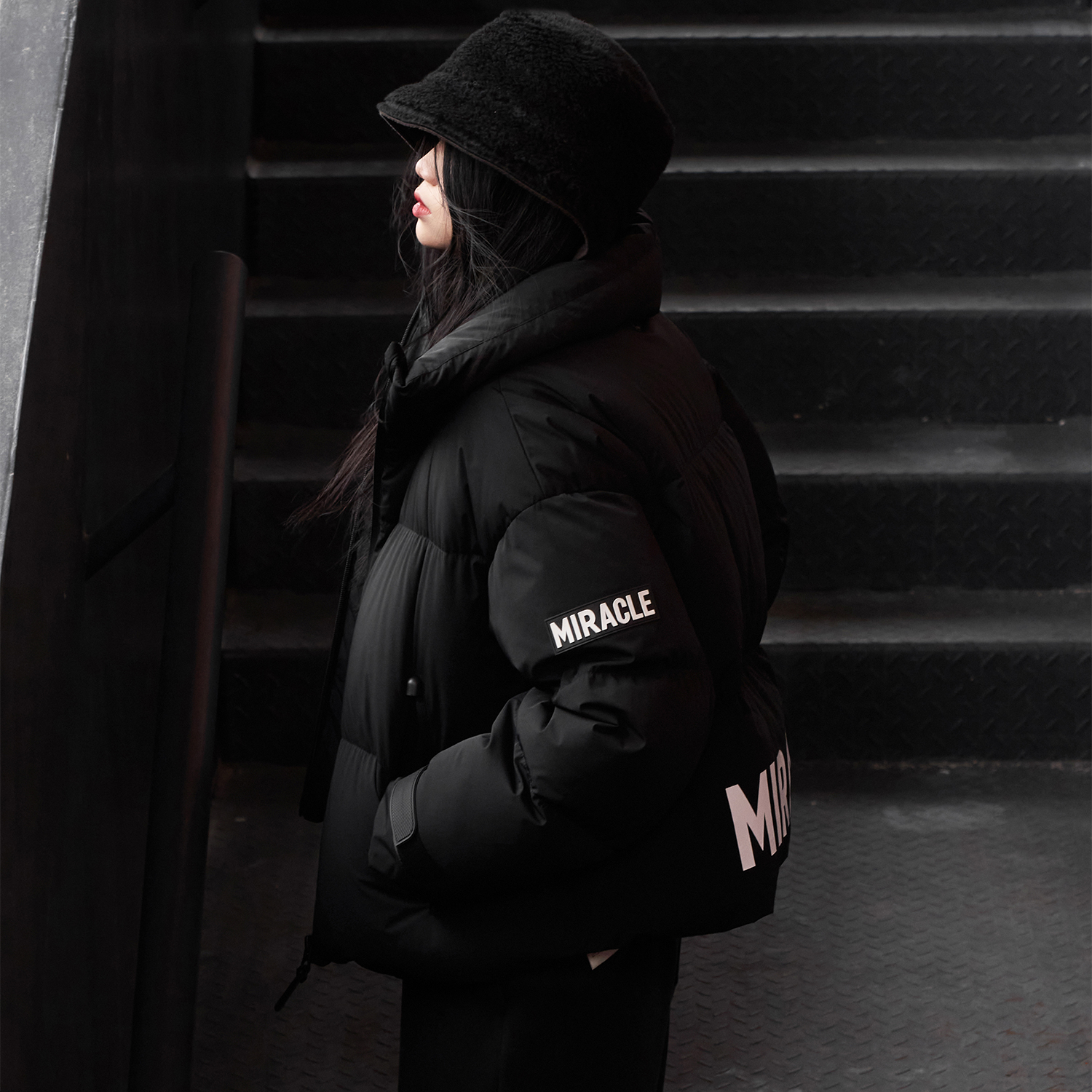 戎美 寒冬炸街 年轻态度SLOGAN 母女/闺蜜装 时髦休闲面包鹅绒服