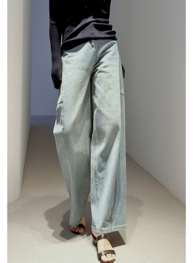 戎美 轻解构分割切线匹马棉弧线茧型香蕉裤牛仔裤女