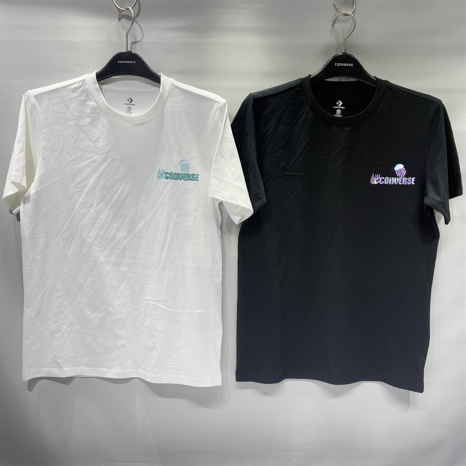 CONVERSE匡威 新品水母图案印花男子圆领休闲短袖T恤 MCJ650-001