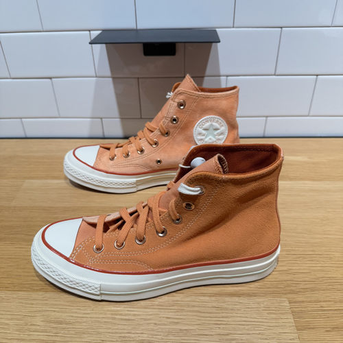 匡威绒面麂皮鸳鸯拼接高帮休闲鞋