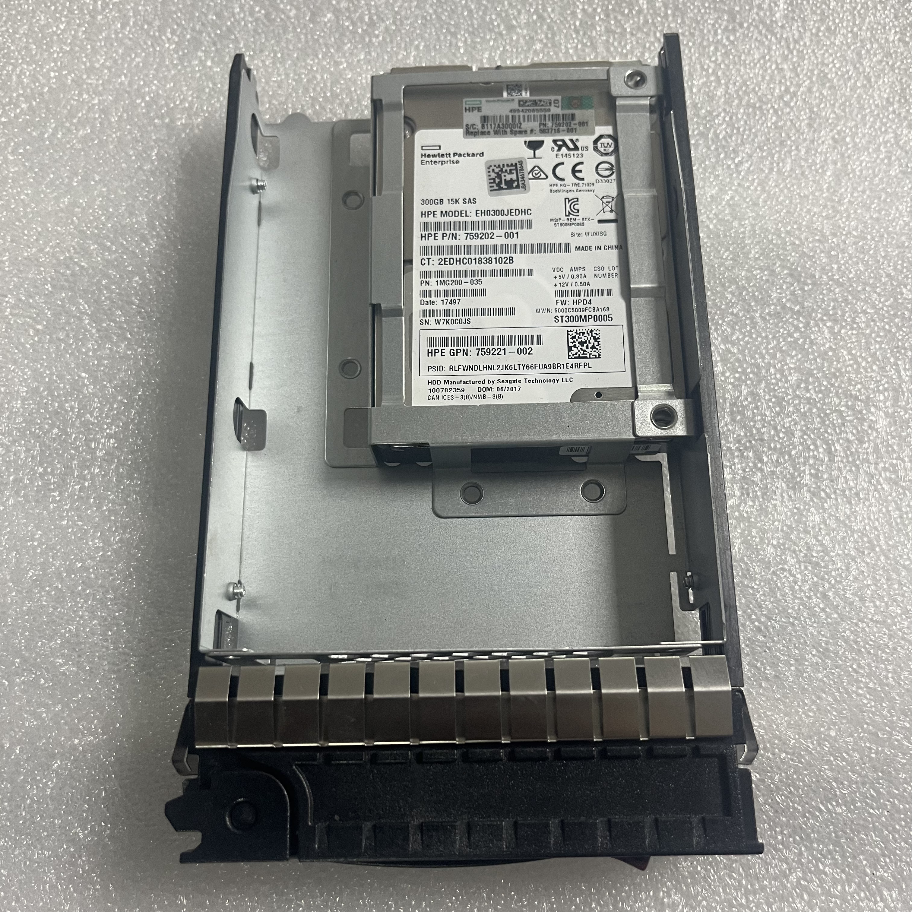 HP/惠普 583716-001 300G 15K M6612 SAS 3.5 EVA P6000 硬盘测好