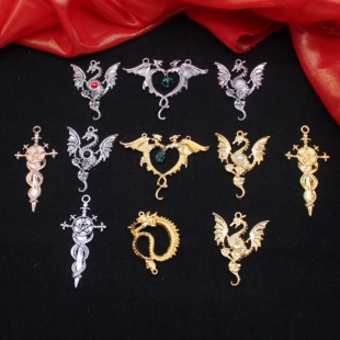 diy手工饰品复古银十字剑合金爱心飞龙恶魔龙吊坠项链挂坠配件