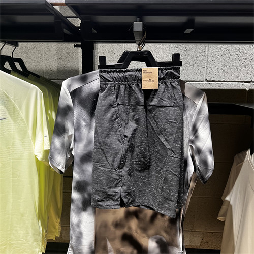 Nike/耐克男子新款训练健身速干透气运动中长裤短裤HV0442-010