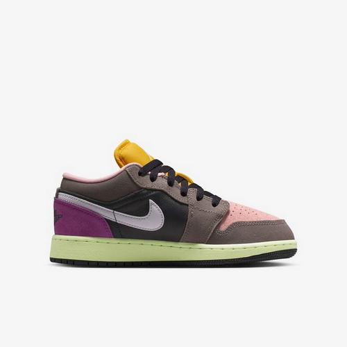 Nike耐克童鞋时尚百搭低帮舒适训练 AJ1休闲运动篮球鞋HQ2021-005