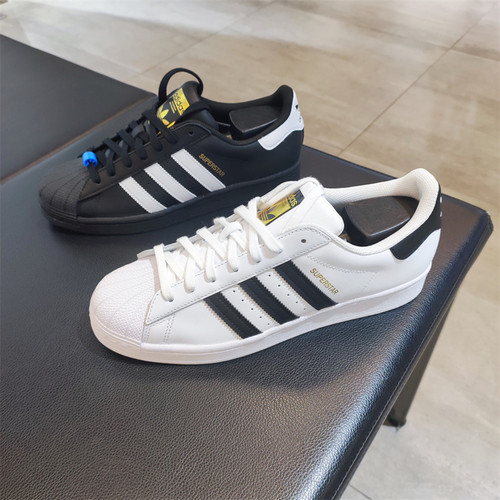 Adidas阿迪达斯三叶草男女低帮轻便百搭休闲运动板鞋EG4959 4958