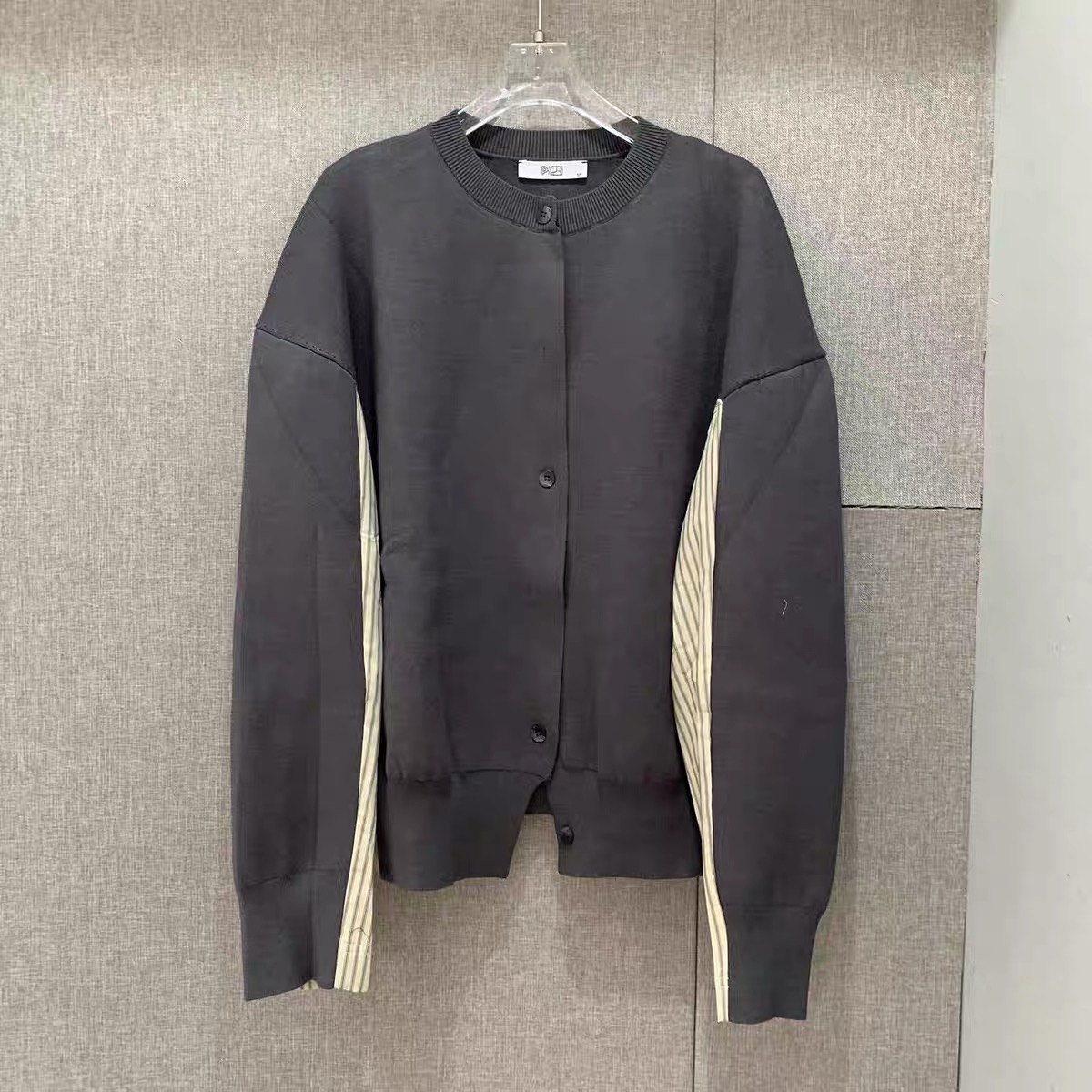 欧洲站2025秋冬新款PH23圆领单排扣拼条纹针织开衫女毛衣外套3918