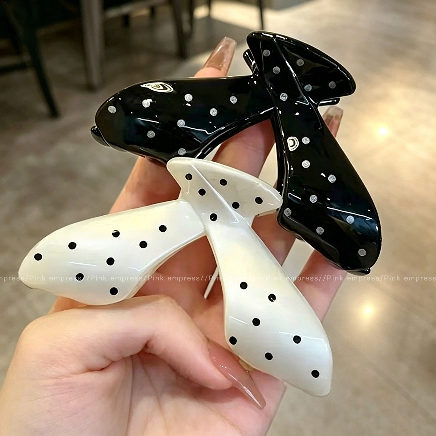 芒果波点抓夹女后脑勺发量少半扎发洗澡鲨鱼夹头发发夹头饰饰品mg