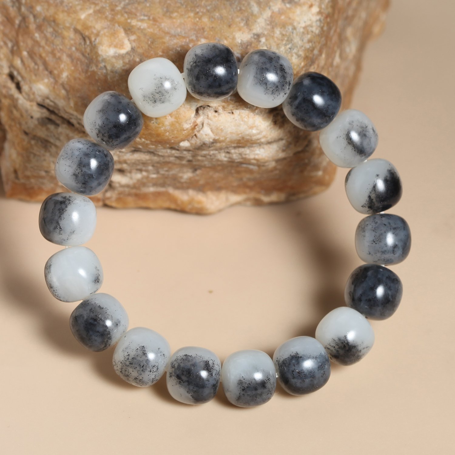 新疆和田玉青花玉老型珠手串