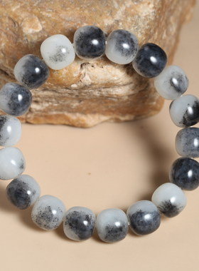 新疆和田玉青花玉老型珠手串