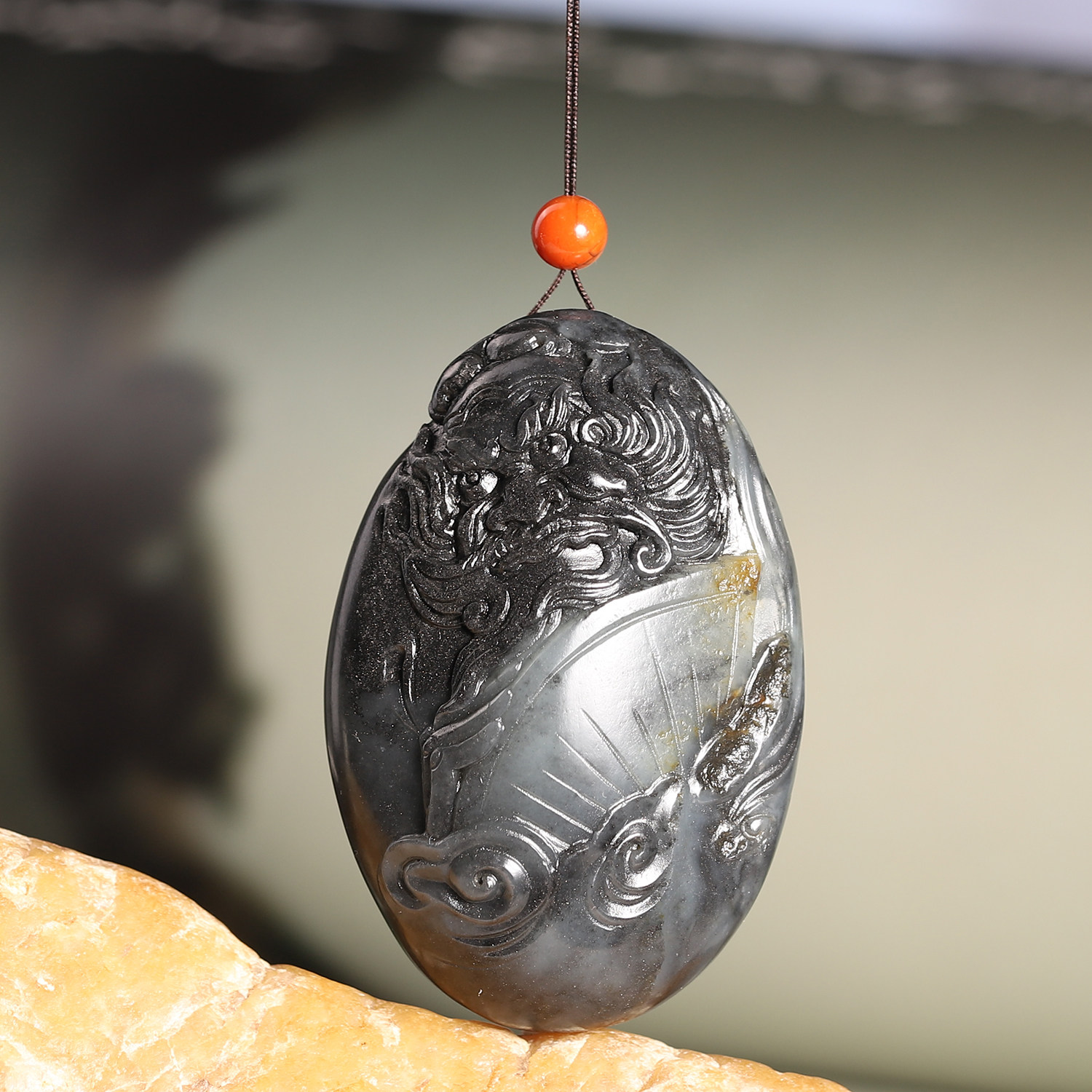 新疆和田玉聚墨籽料青花钟馗吊坠天然玉石男女款挂件玉佩将将