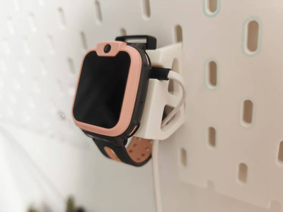 适用SKADIS 宜家洞洞板配件 小天才 电话手表Q2A充电支架