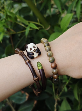 大熊猫花花萌兰福宝七仔全身木雕纯天然西藏野生鸡血藤手镯生日