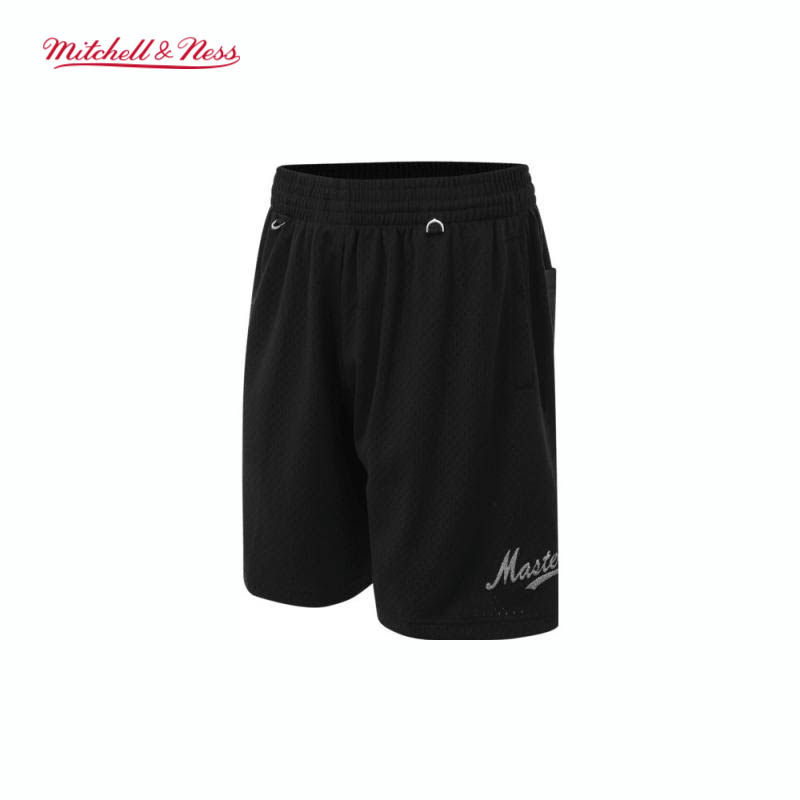MNxMASTERMIND联名经典运动短裤