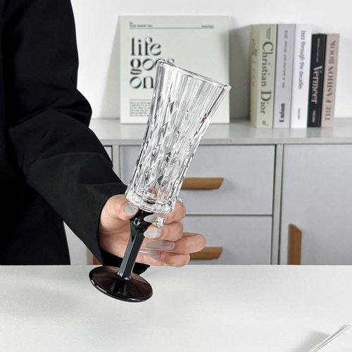 黑底透明玻璃酒杯家用高颜值