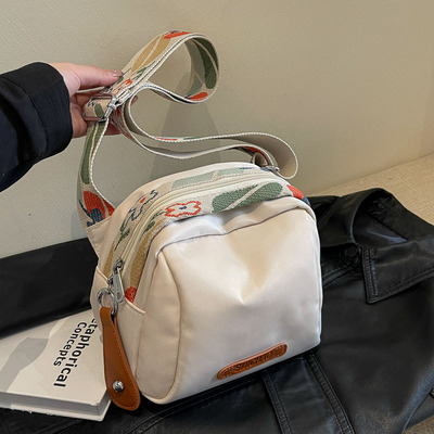 带斜挎包高级感女贝壳包