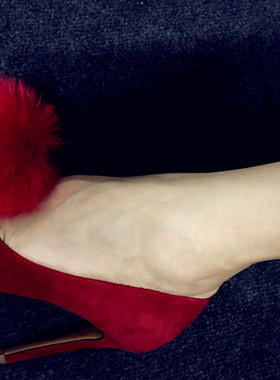 silla rulers 女鞋 单鞋 红色毛毛球 狐狸毛 尖头 超高跟 11厘米