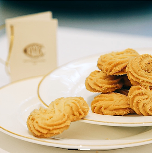 300克 网红高端零食cova 手工打造 s型黄油酥 饼干伴手礼 黄油酥