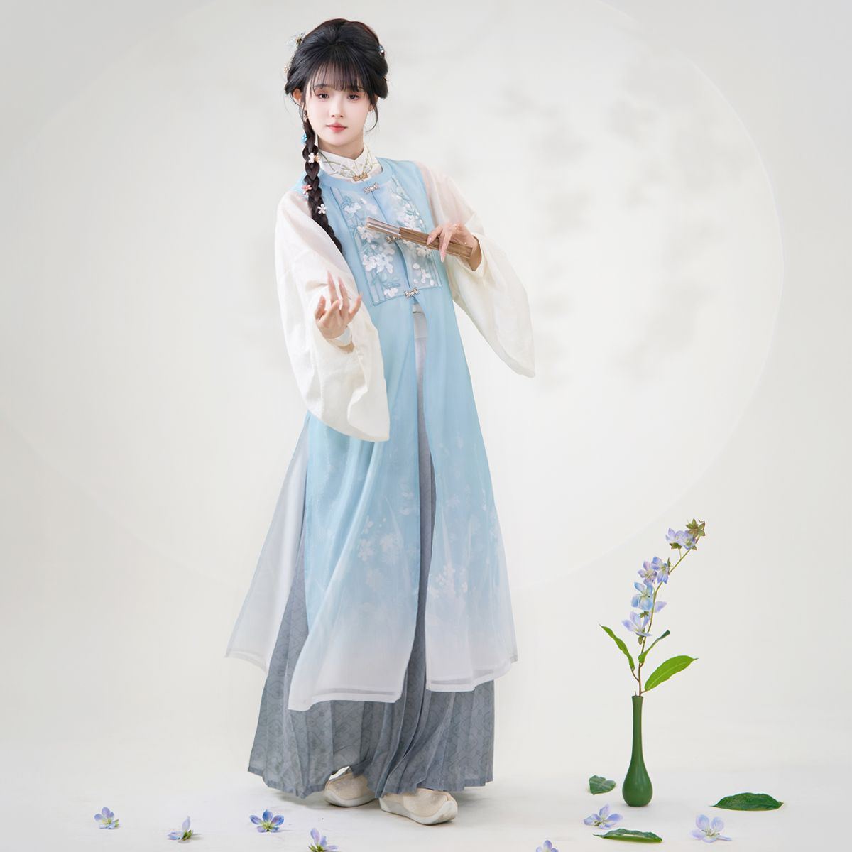 一帘疏影清水溪汉初汉服女清新日常明制刺绣长比甲改良百迭裙春