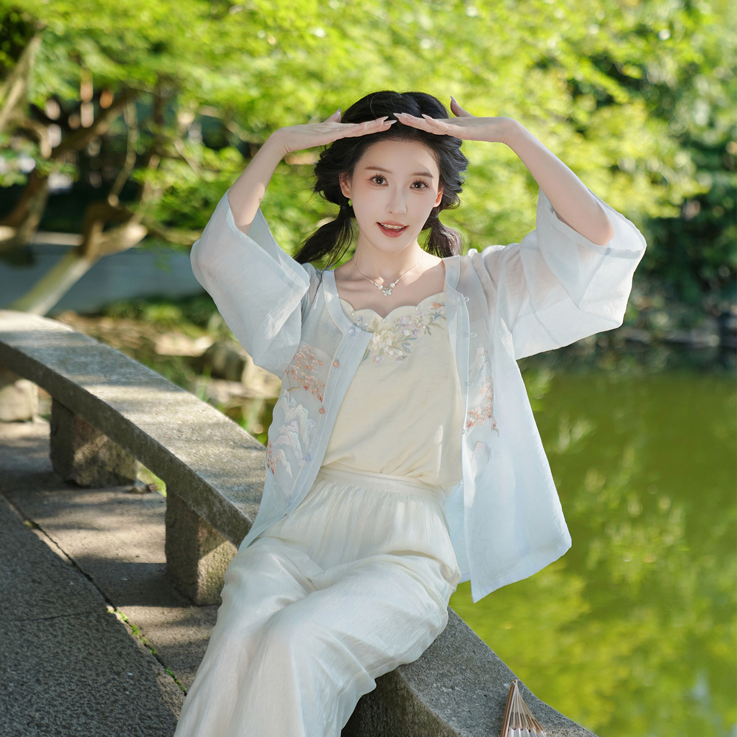 空山非空 清水溪汉初国风汉服女新中式刺绣圆领袍松紧腰醋酸长裤