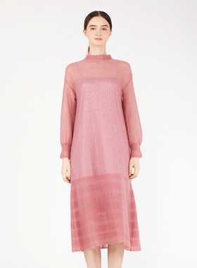 readme秋女士宽松镂空马海毛长款长袖A版连衣裙80202149