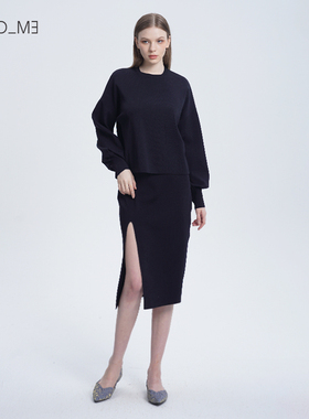 Readme读我女士针织衫长袖套头宽松短款半身裙套装50203149