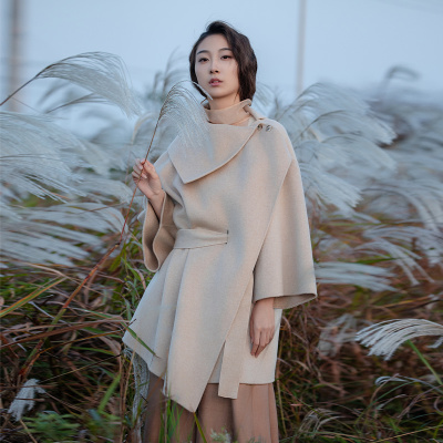 README羊毛短款半翻领