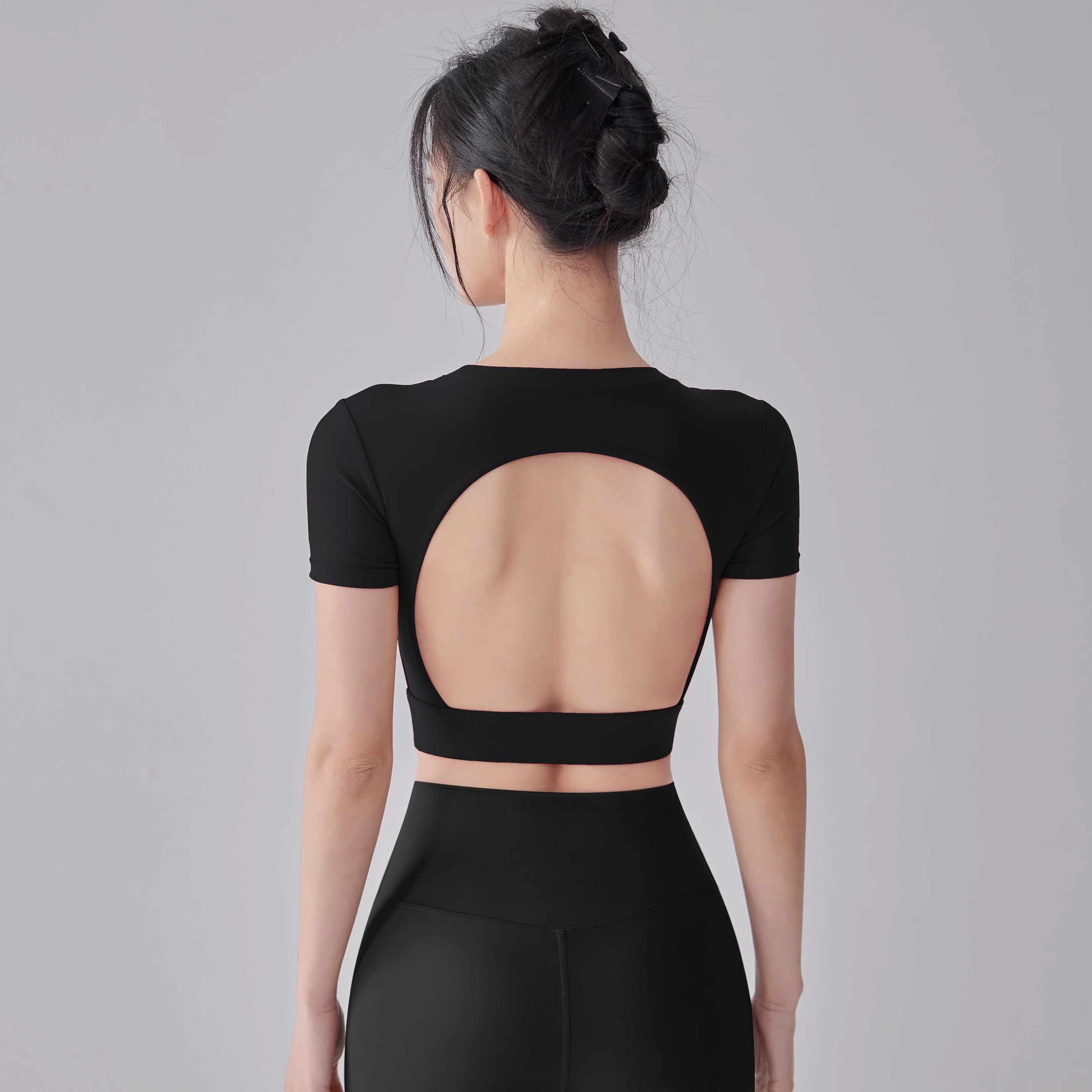 岚纹露背训练美背健身瑜伽服女