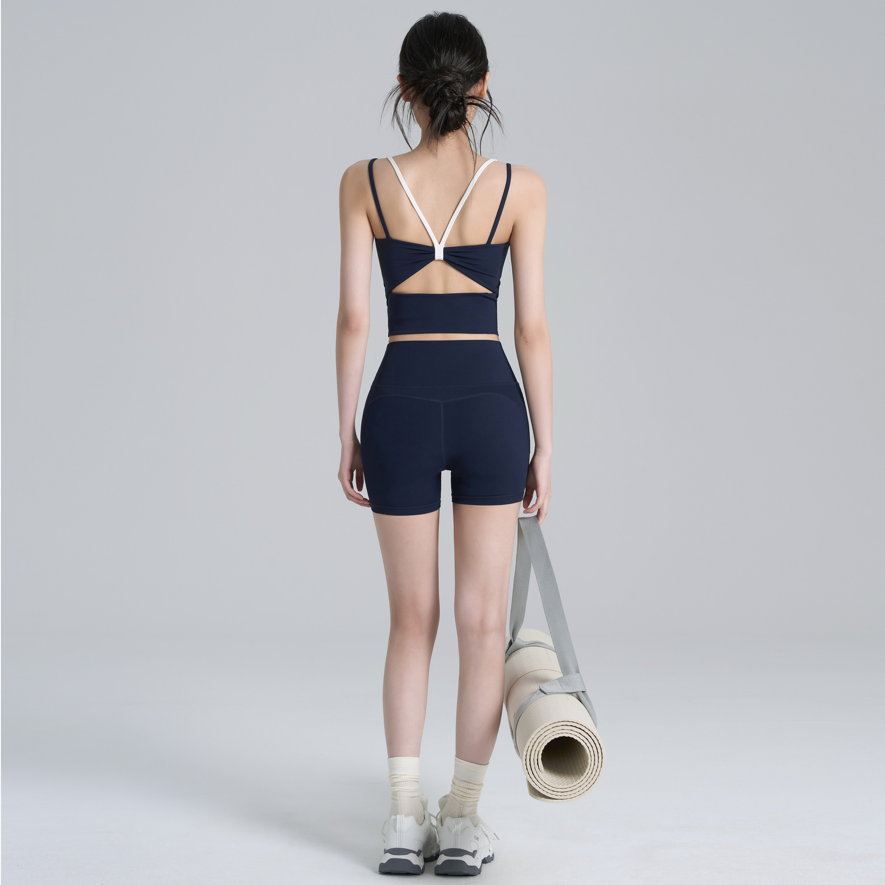 带胸垫瑜服伽套装女夏季运动背心图片