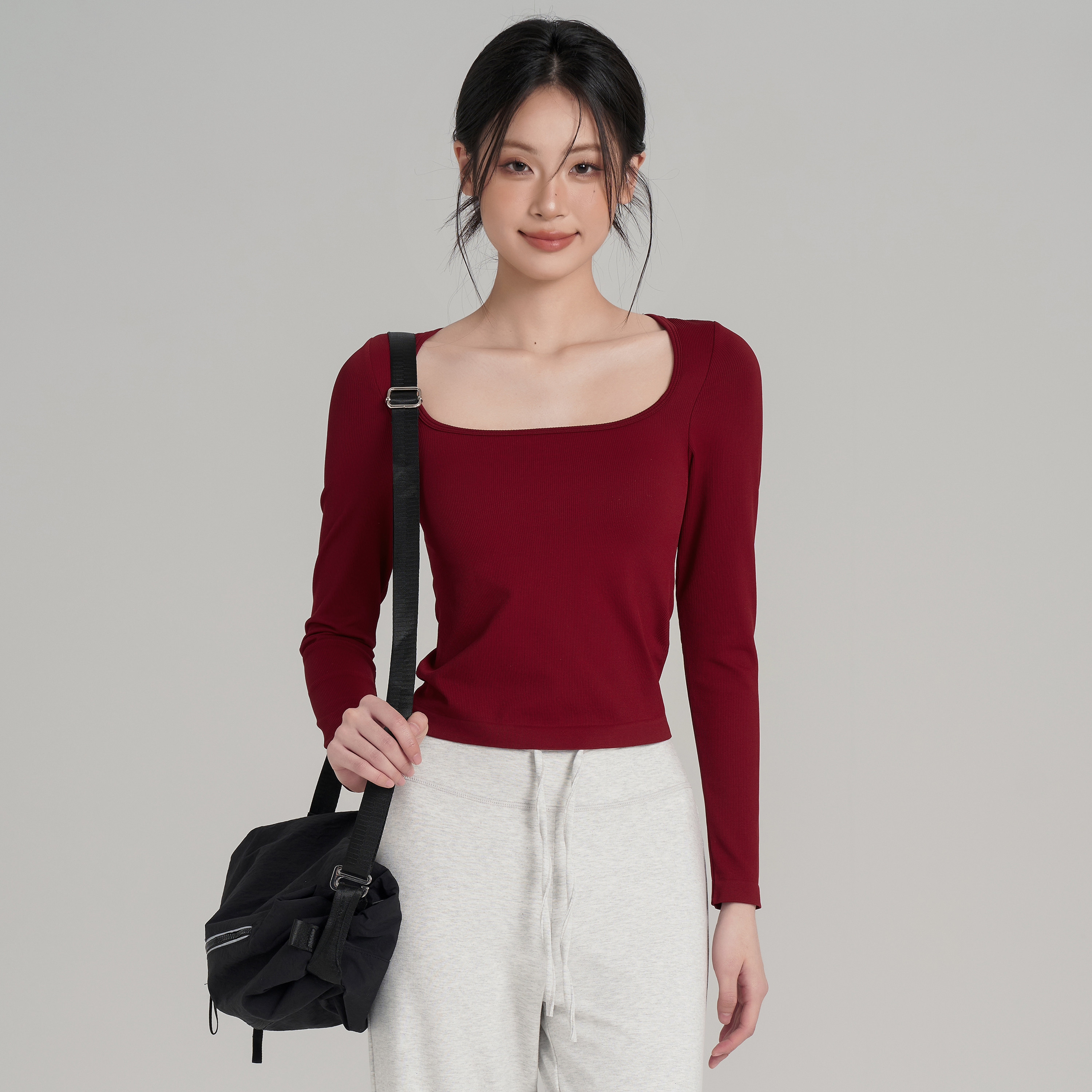 岚纹带胸垫普拉提运动长袖女秋冬款瑜伽服U型领显瘦跑步健身上衣,运动/瑜伽/健身/球迷用品,瑜伽t恤,淘宝优惠券,粉丝福利购,淘宝优惠卷