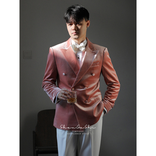 英伦绅士粉红色丝绒戗驳领双排扣礼服 高级感结婚新郎塔士多西装