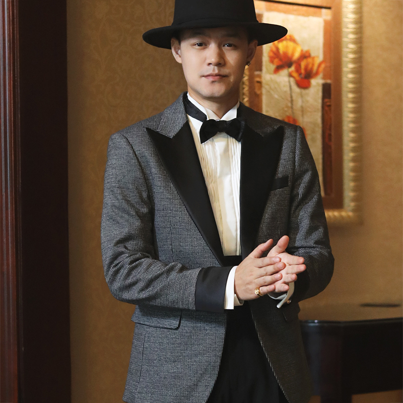 灰色格子塔士多晚礼服西服