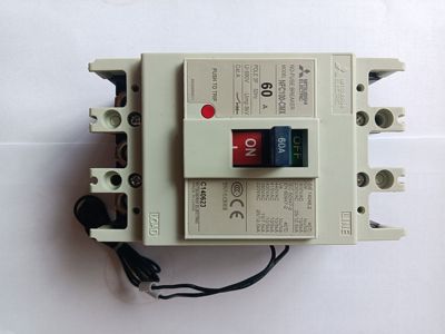全新原装三菱断路器NFC100-CMX带SHUNT TRIP触点SHTD024-05MXR