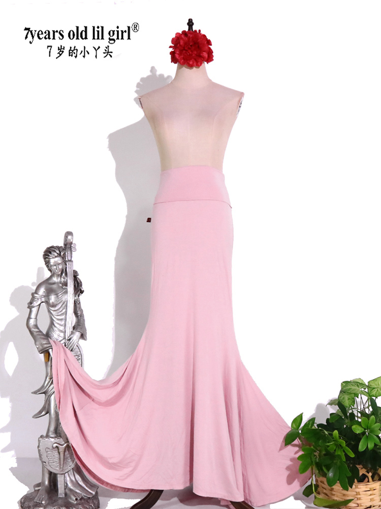 7yersoldlilgirl人棉包臀鱼裙