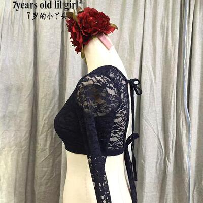 7yearsoldlilgirl蕾丝V领露背