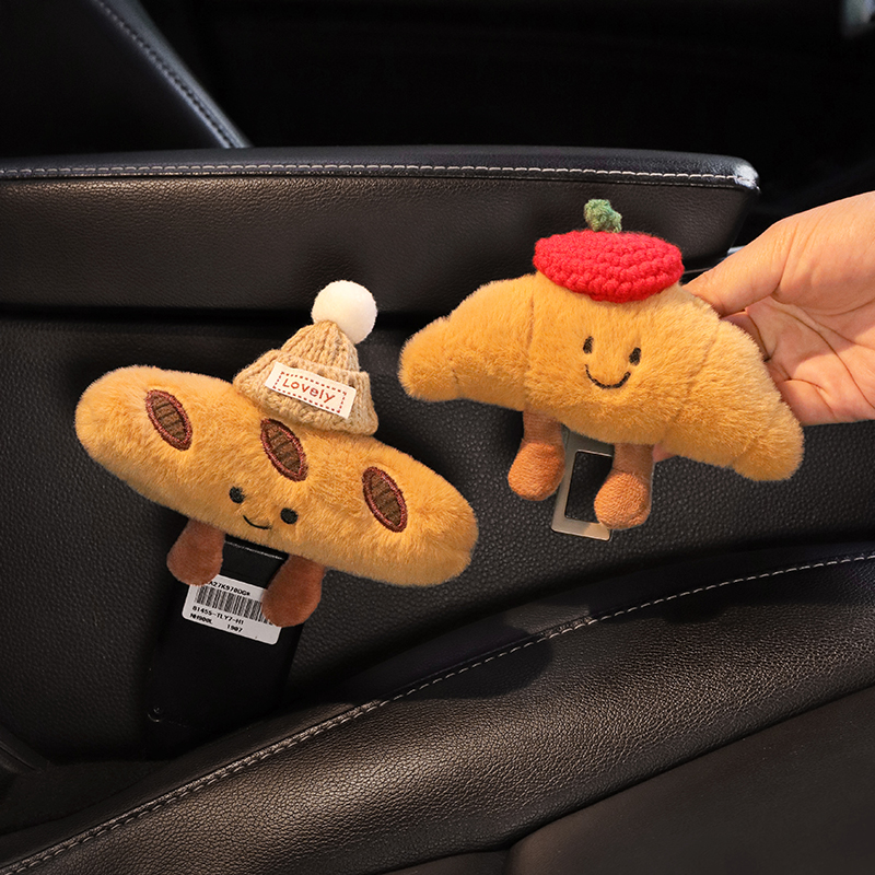 可爱牛角包造型车内安全带固定器