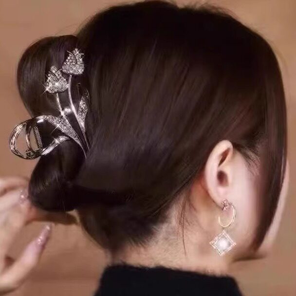 秋冬新款高级设计感郁金香抓夹后脑勺盘发量多大号鲨鱼夹发卡子女