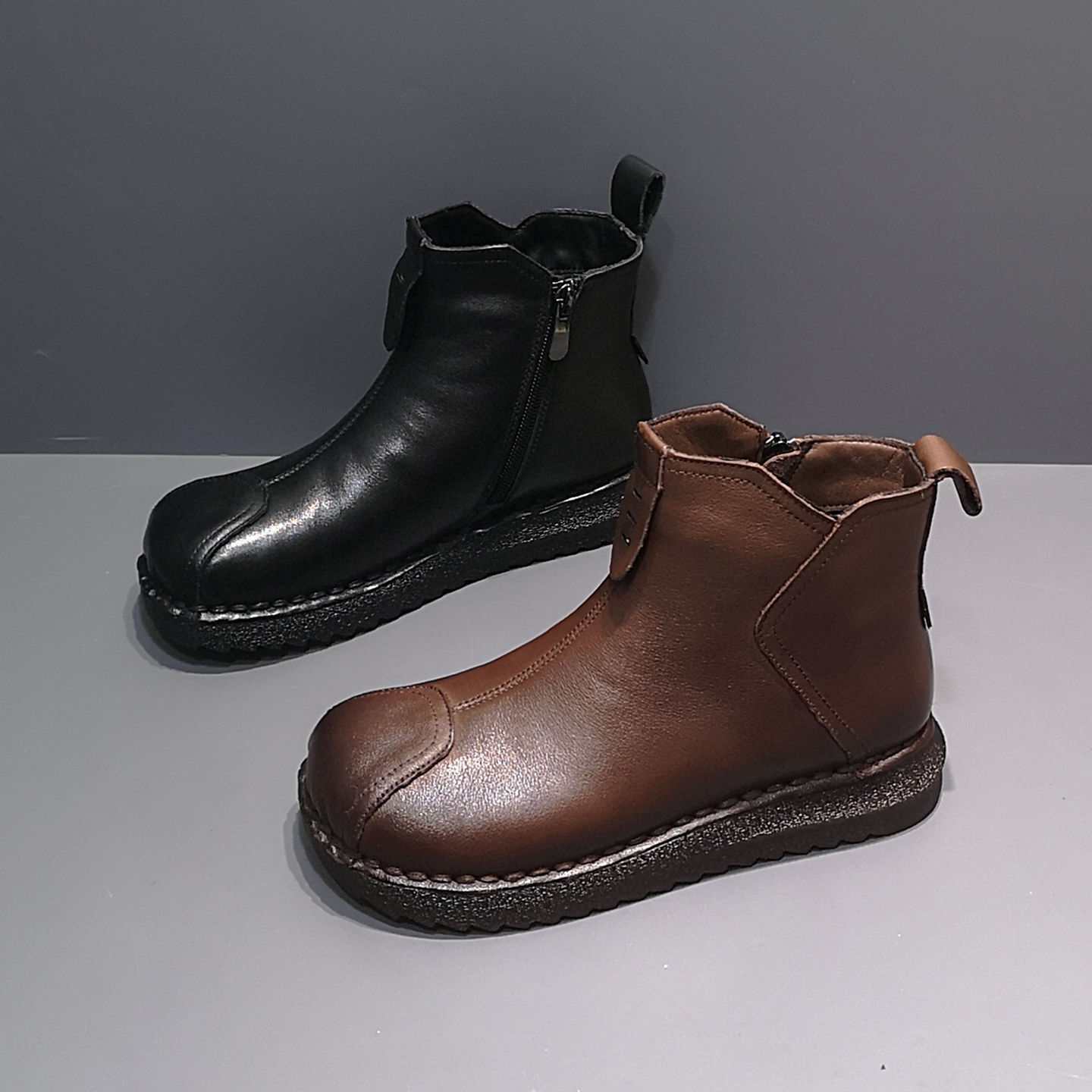 2025冬季新款头层牛皮复古马丁靴