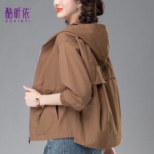 短款外套女2026新款春季小个子中年妈妈时尚休闲洋气春秋夹克上衣