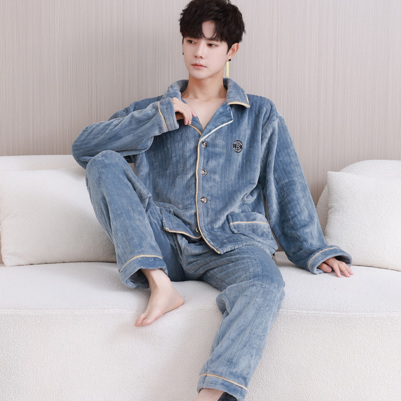 冬季珊瑚绒睡衣保暖舒服男