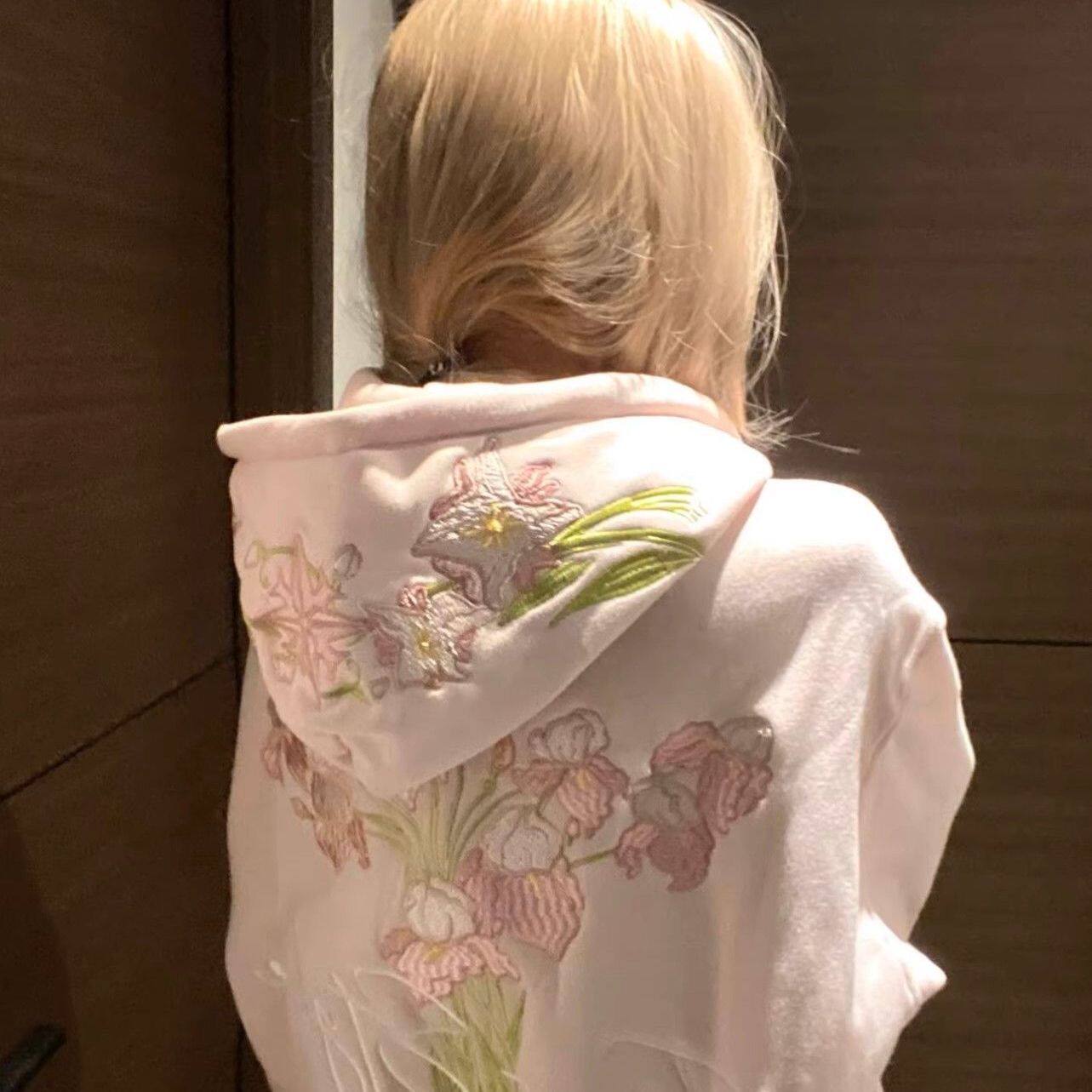 国潮复古花卉重工刺绣连帽卫衣女春秋冬新款粉色减龄拉链开衫外套