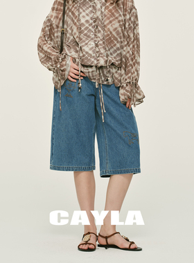 CAYLA正品春夏微弹喷泉小马刺绣直筒宽松休闲牛仔八分裤26SS079