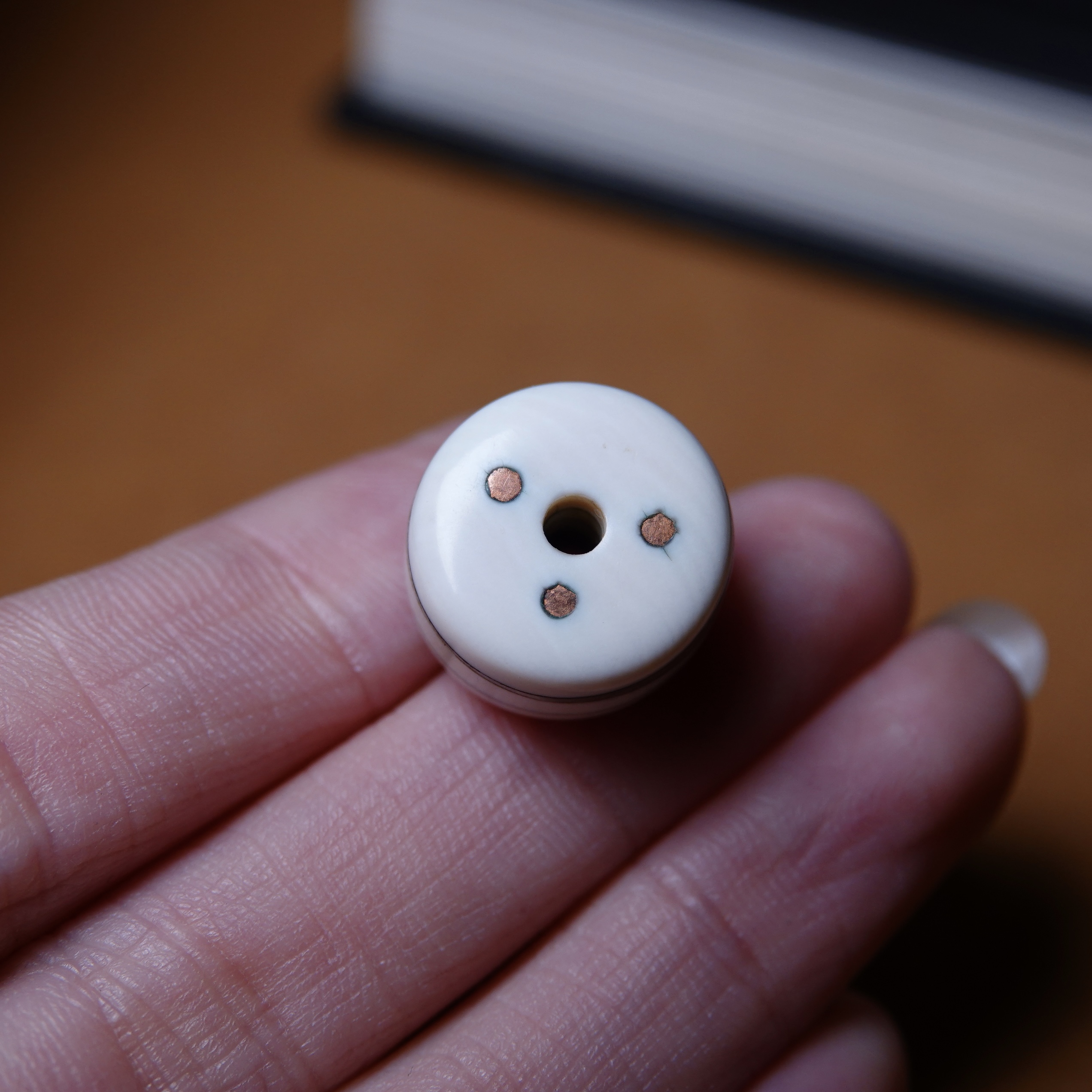 牧区手工高白老料拼接镶嵌铜钉单珠超润文玩DIY念珠手串百搭配珠