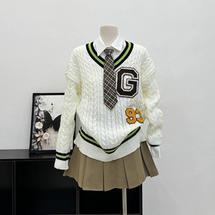 百褶裙三件套装 慵懒风V领套头毛衣女秋冬学院风宽松毛衣针 衬衫